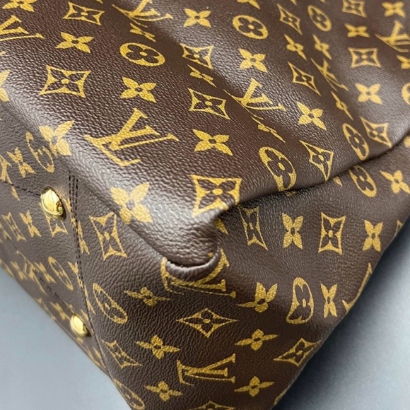 Louis Vuitton Artsy MM Monogram Brown Tote Bag - Picture 15 of 15